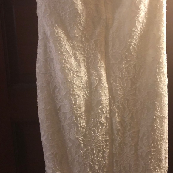 David's Bridal | Dresses | David Bridal Scalloped Oneshoulder Lace ...